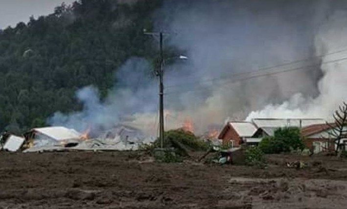 Alud afectó a localidad de Santa Lucía en Provincia de Palena. 