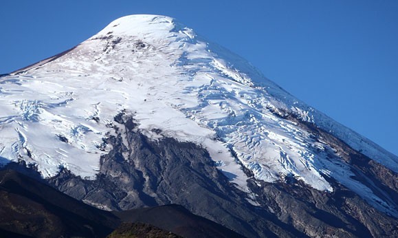 Por sismo asociado a fracturamiento de roca monitorean volcán Osormo