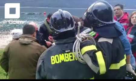 Equipos de emergencia esperan y derivan a heridos del accidente de Cochamó