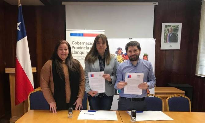 Firman convenio para capacitar a emprendedores inmigrantes