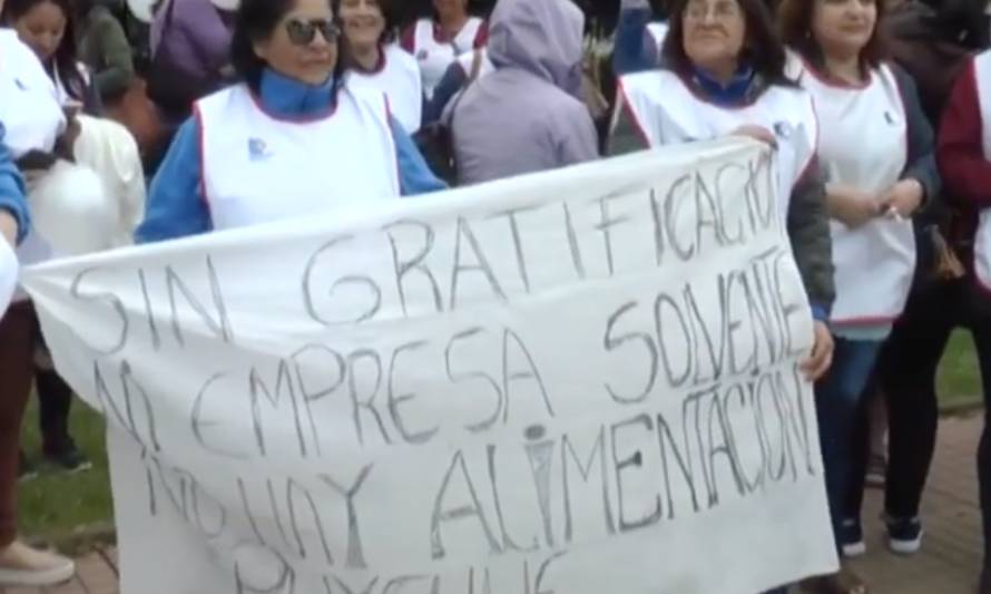 Manipuladoras de osorno movilizadas por demandas laborales