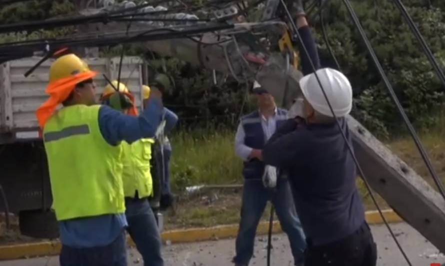 533 postes de luz han sido destruidos en accidentes de tránsito en Puerto Montt