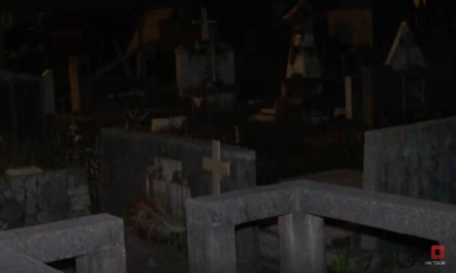 Realizan visitas nocturnas a cementerio general de Pto. Montt