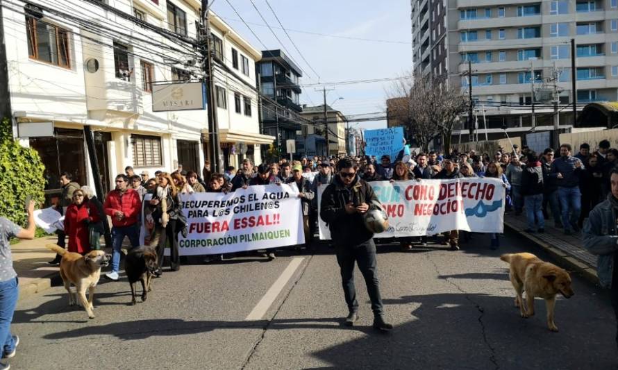 Osorninos protestan por falta de agua y la distribución del vital elemento que se postergaría para  el miércoles