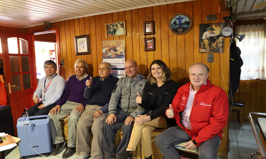 Paciente electro dependiente de Chiloé recibe generador eléctrico