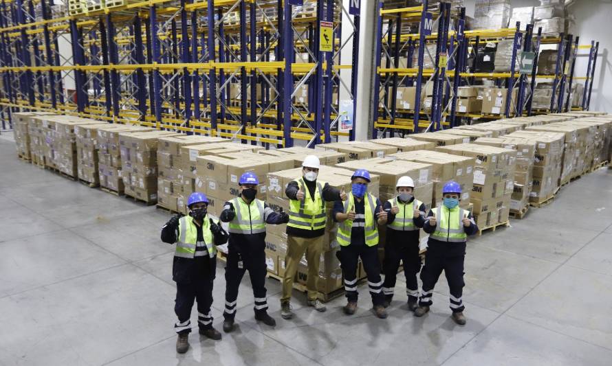 Hospitales de Osorno, Puerto Montt y Castro serán beneficiados con mascarillas de la Fundación Luksic