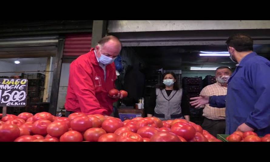 Ministro de agricultura asegura que precios de verduras y hortalizas irán bajando