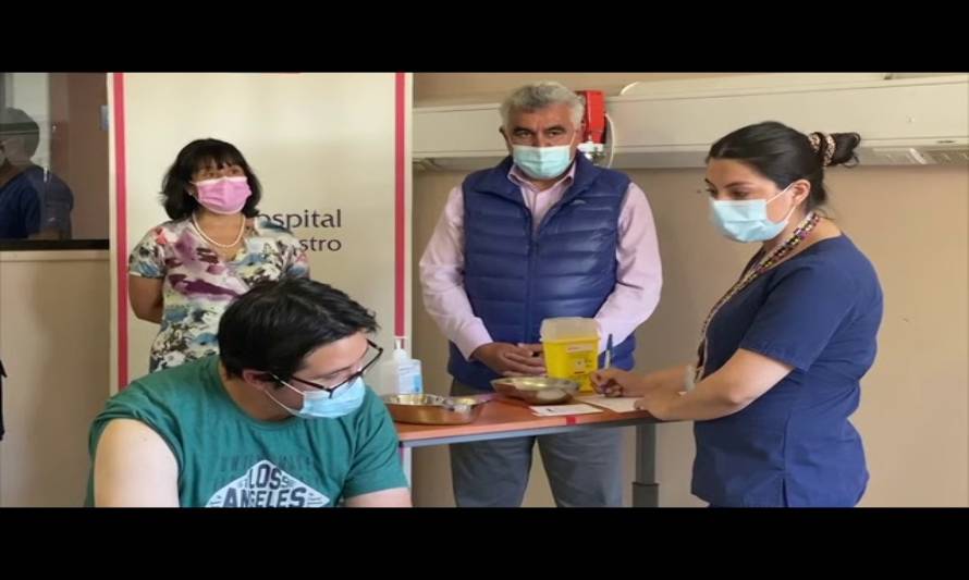 En Chiloé ya comenzó la vacunación de funcionarios de la salud