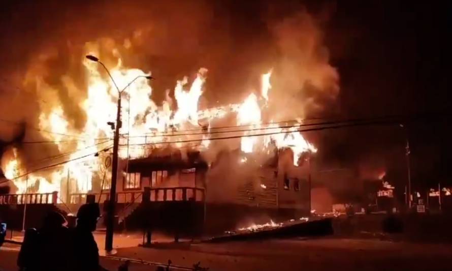 Detienen a tercer imputado por incendio de Municipalidad de Panguipulli