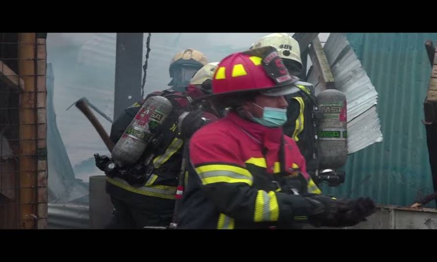 Adulto mayor perdió todo en incendio de su vivienda en Puerto Montt