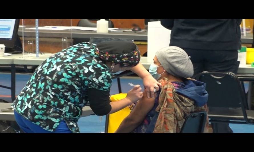 Proceso de vacunación contra el COVID sigue sin problemas en Puerto Montt