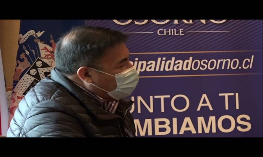 Alcalde Bertín se reunió con gremios del comercio de Osorno