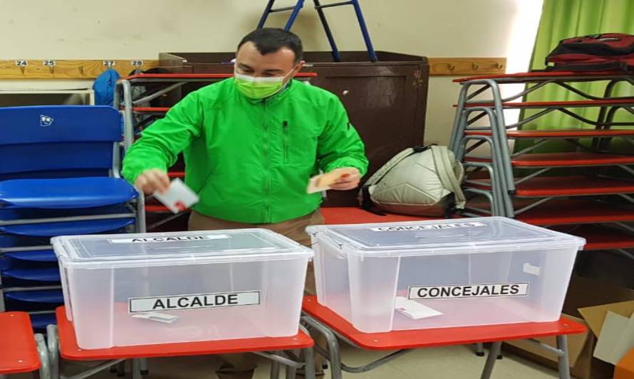 El candidato a la reelección por Castro llamó a participar del proceso eleccionario.