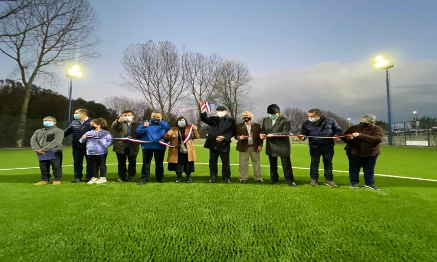 Se cumple un compromiso: Municipio de Osorno inauguró cancha sintética “La Bombonera”