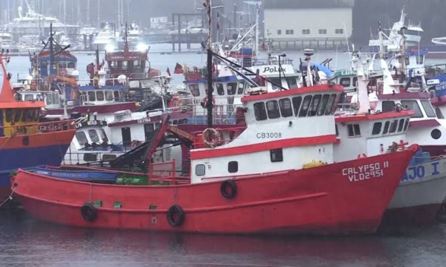 Dirigentes de la pesca destacan avances para impulsar un programa de revestimiento de embarcaciones