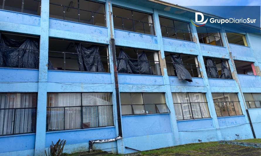  DAEM negó abandono de obras en el Instituto Comercial de Puerto Montt