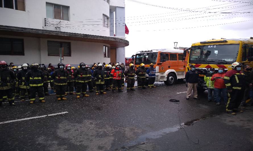 Región de los Lagos recibió 23 nuevos carros para bomberos de tres provincias