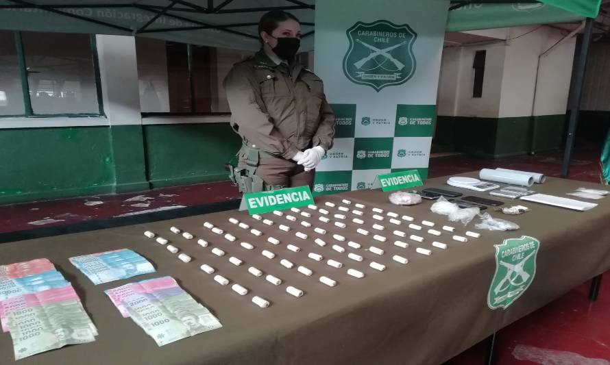 3 mil dosis de cocaína y 2 colombianos detenido por  Carabineros