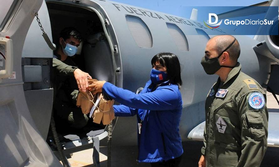 Fuerza Aérea traslada cédulas de identidad para que damnificados por incendio en Castro puedan votar