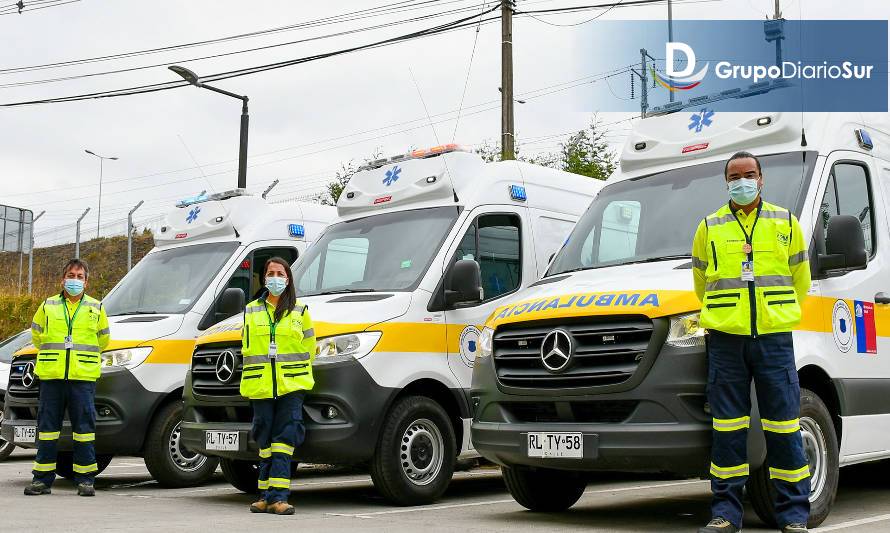 Nuevas ambulancias llegan al Hospital Puerto Montt para traslado de pacientes
