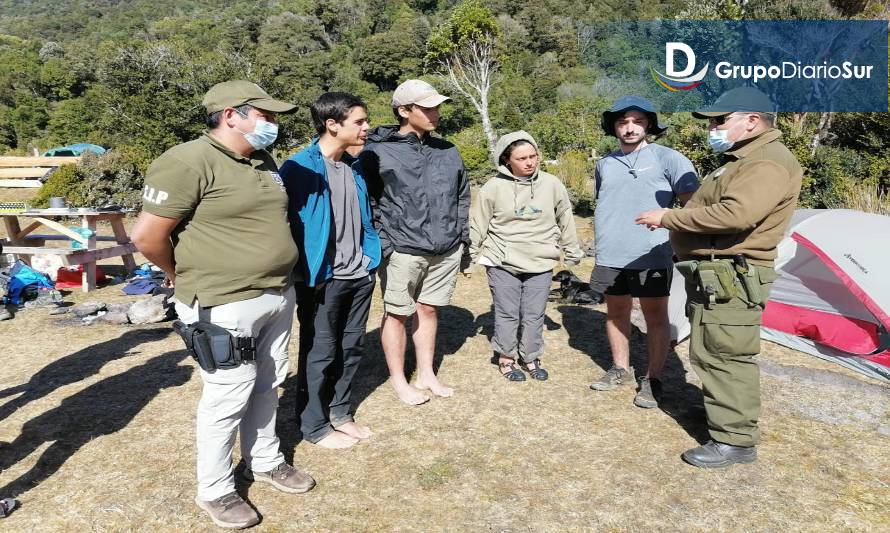 Fueron encontrados los excursionistas extraviados en Caleta Condor