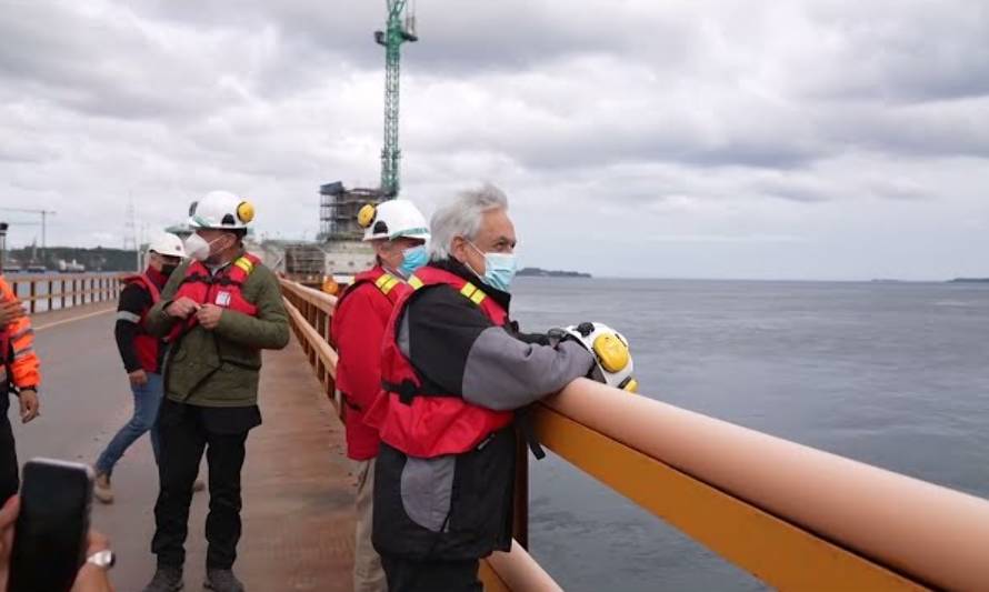 Puente Chacao lleva 23% de avance: obra recibió última visita de Piñera como Presidente.