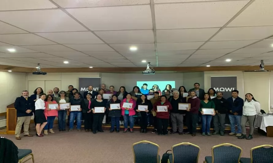 Mowi realiza ceremonia de entrega de sus
Fondos Concursables para Comunidades en Chiloé