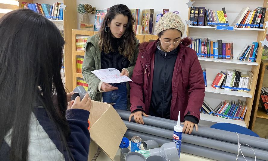 Estudiantes de treinta liceos de la región recibieron insumos para la elaboración de proyectos de innovación