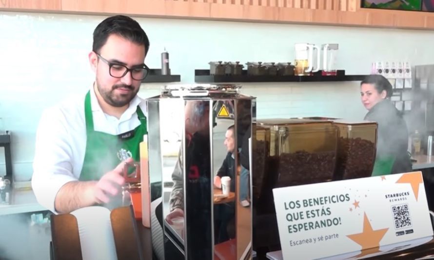 Starbucks abre su segundo local más austral del mundo en Puerto Montt