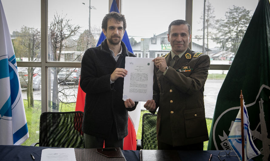 Municipalidad de Puerto Varas y Carabineros firman convenio para realizar patrullajes mixtos