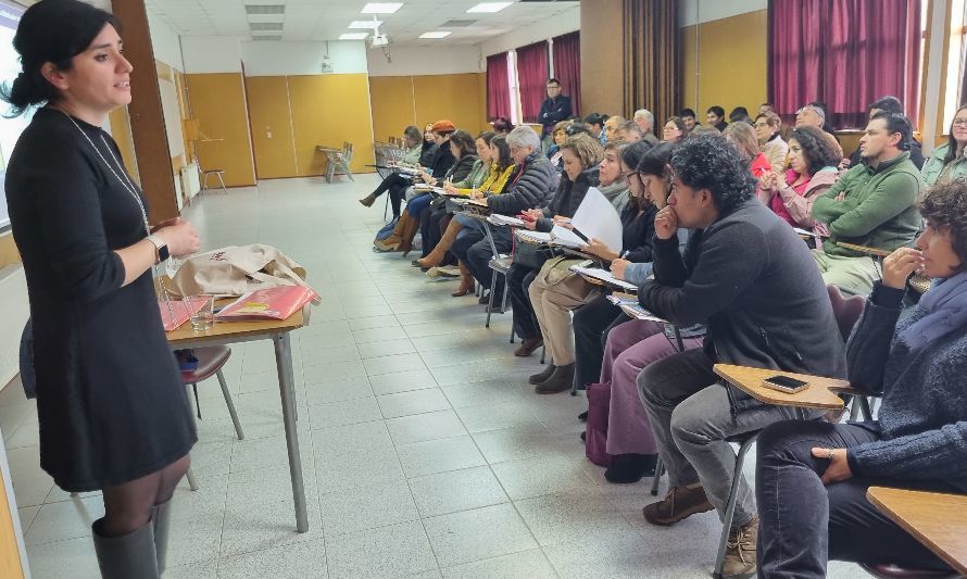 UACh realizó taller de Robótica Educativa e Inteligencia Artificial para establecimientos rurales