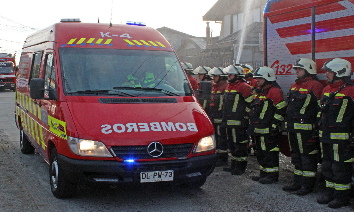 Bomberos dota de vehículos de transporte de equipamientos y personal a grupos de tarea y de trabajo técnico