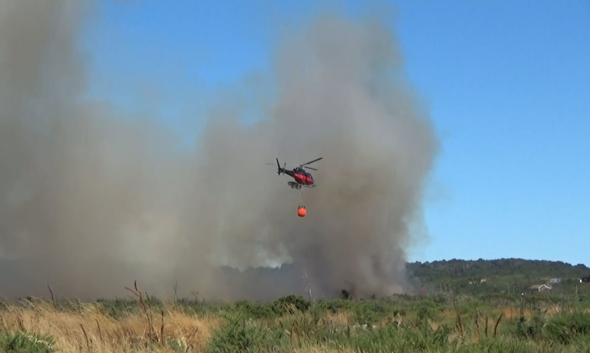 Focos simultáneos de incendios forestales preocupa a bomberos