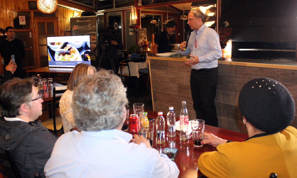 Gastronómicos de Los Lagos relanzaron su sitio web con show de cocina en vivo