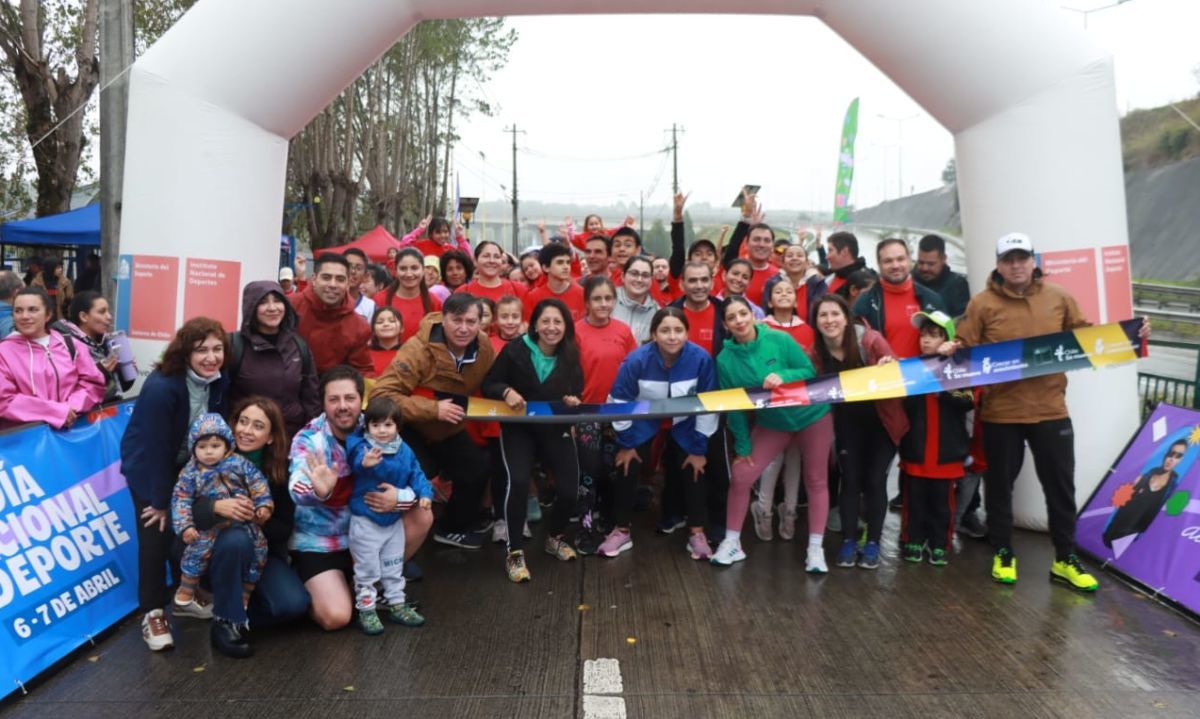 Más de 1.180 personas participaron en la celebración del Día Nacional del Deporte en Puerto Montt