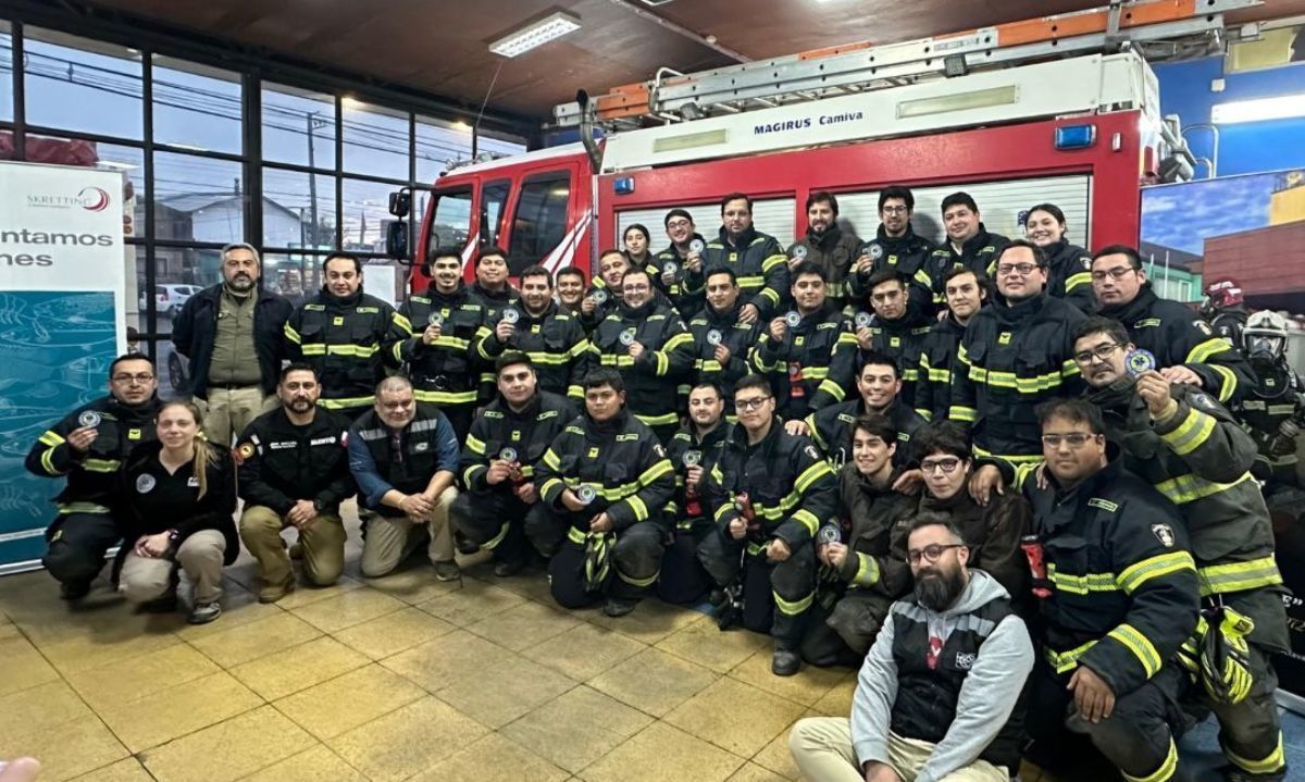 La Octava Compañía de Bomberos de Osorno graduó a 27 voluntarios como Operadores en Soporte Vital