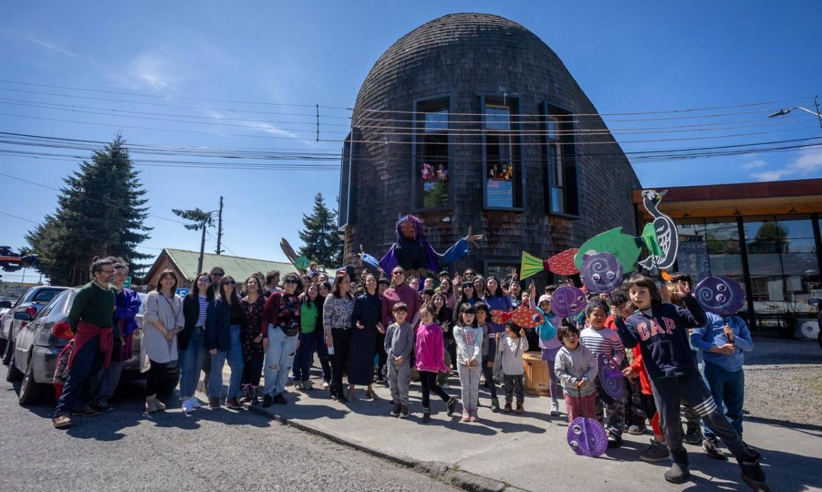Subsecretaria de las Culturas Inaugura Feria de Ciencias, Artes y Tecnologías en Castro