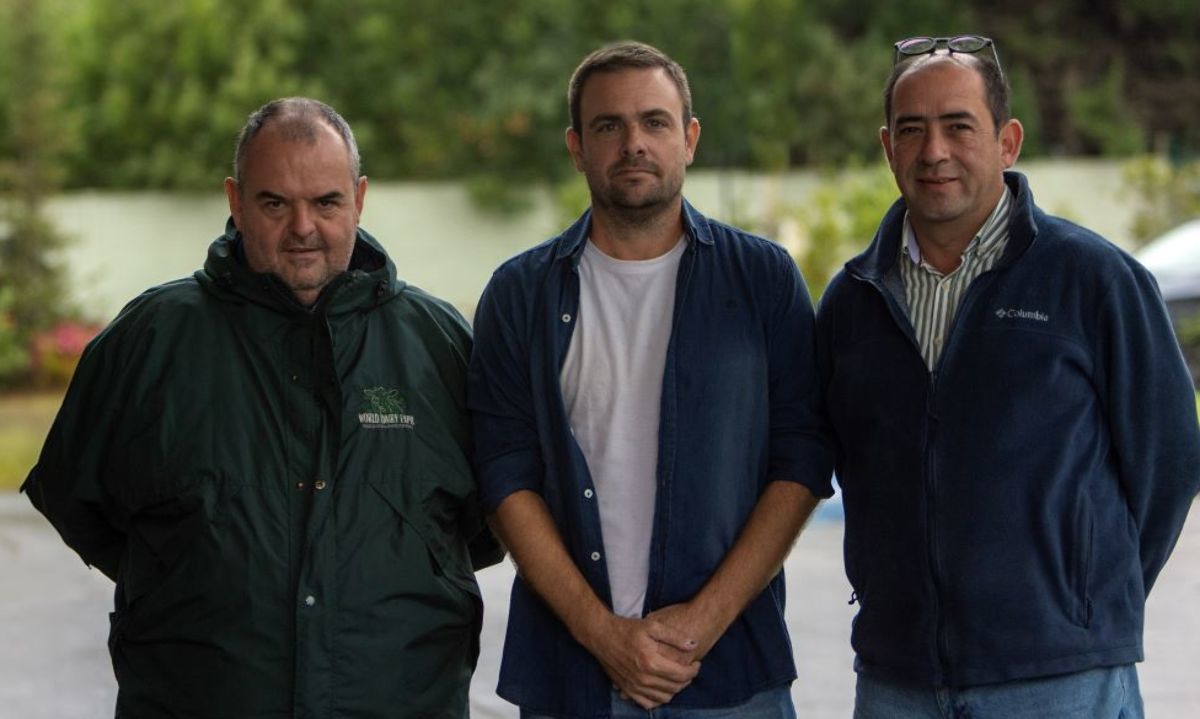 Leandro Parissia, fundador de Bio Nutrir; Gonzalo Romero de Bionutrir y Marcelo Scheihing, sub gerente de Ventas de Nutrición Animal Lircay.