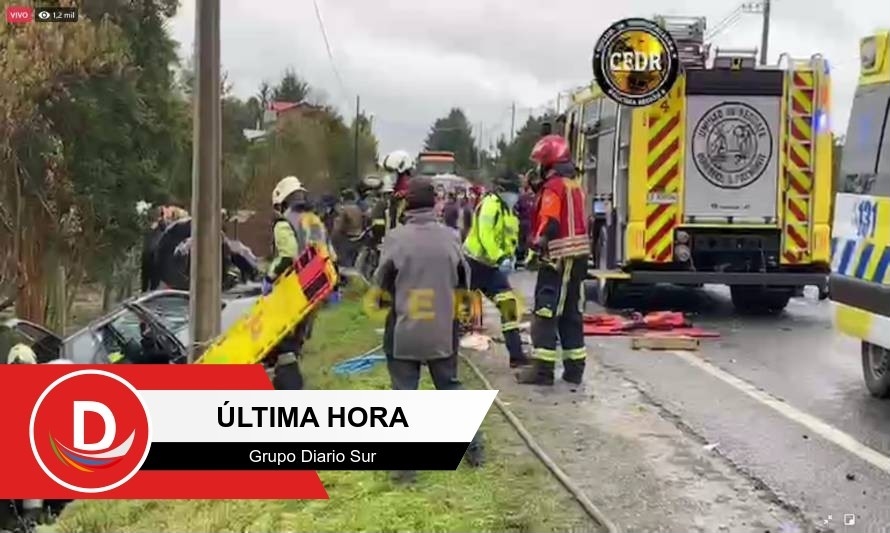 Un fallecido y tres personas lesionadas de diversa consideración dejó colisión de dos automóviles